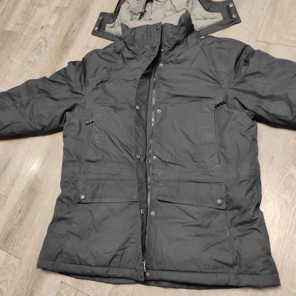 L.L. Bean Black Puffer Jacket Size XL - Picture 3 of 5
